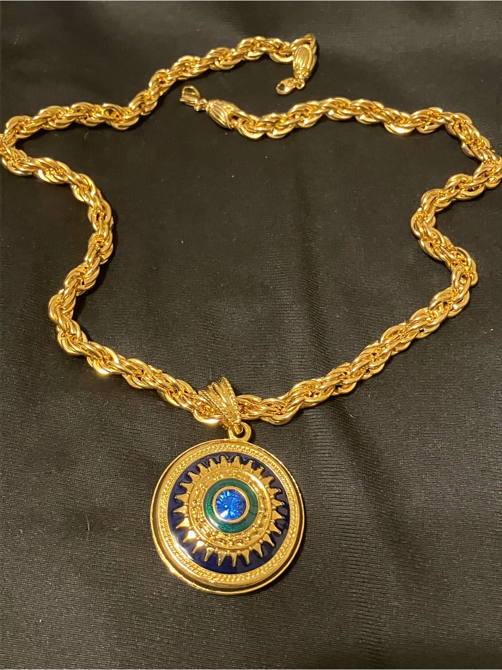 VTG CAMROSE & KROSS JBK Jackie Kennedy CHAIN NECKLACE DBL SIDED CRYSTAL PENDANT